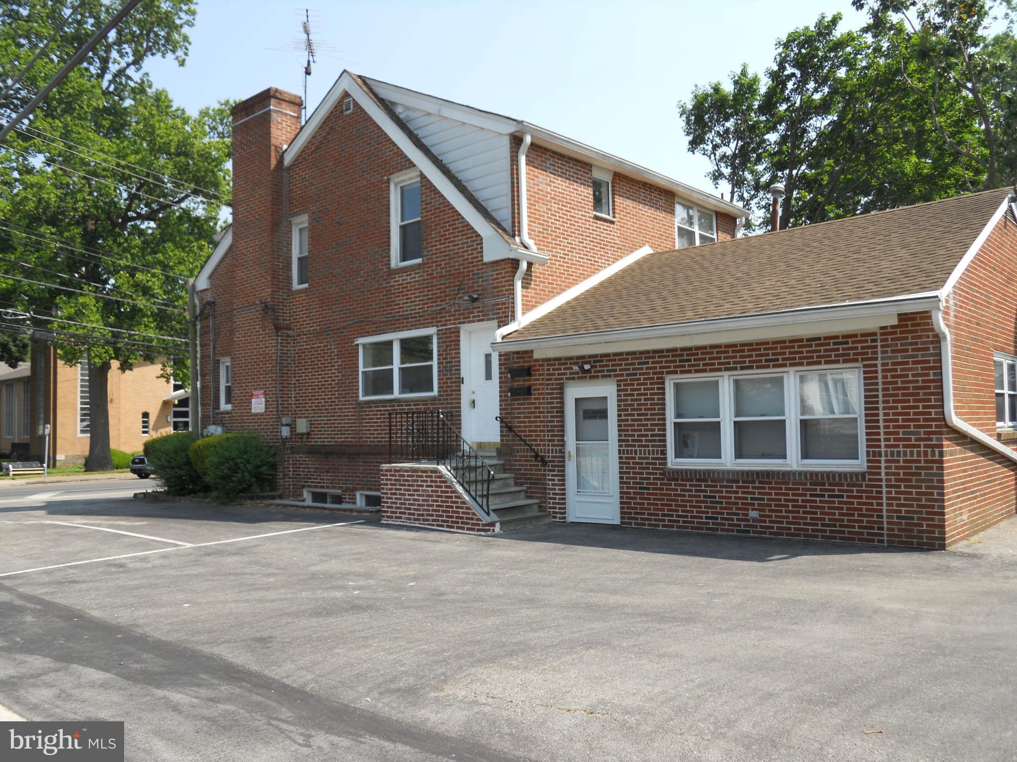 146 North Eagle Road Havertown, PA 19083 - Photo 1 of 14