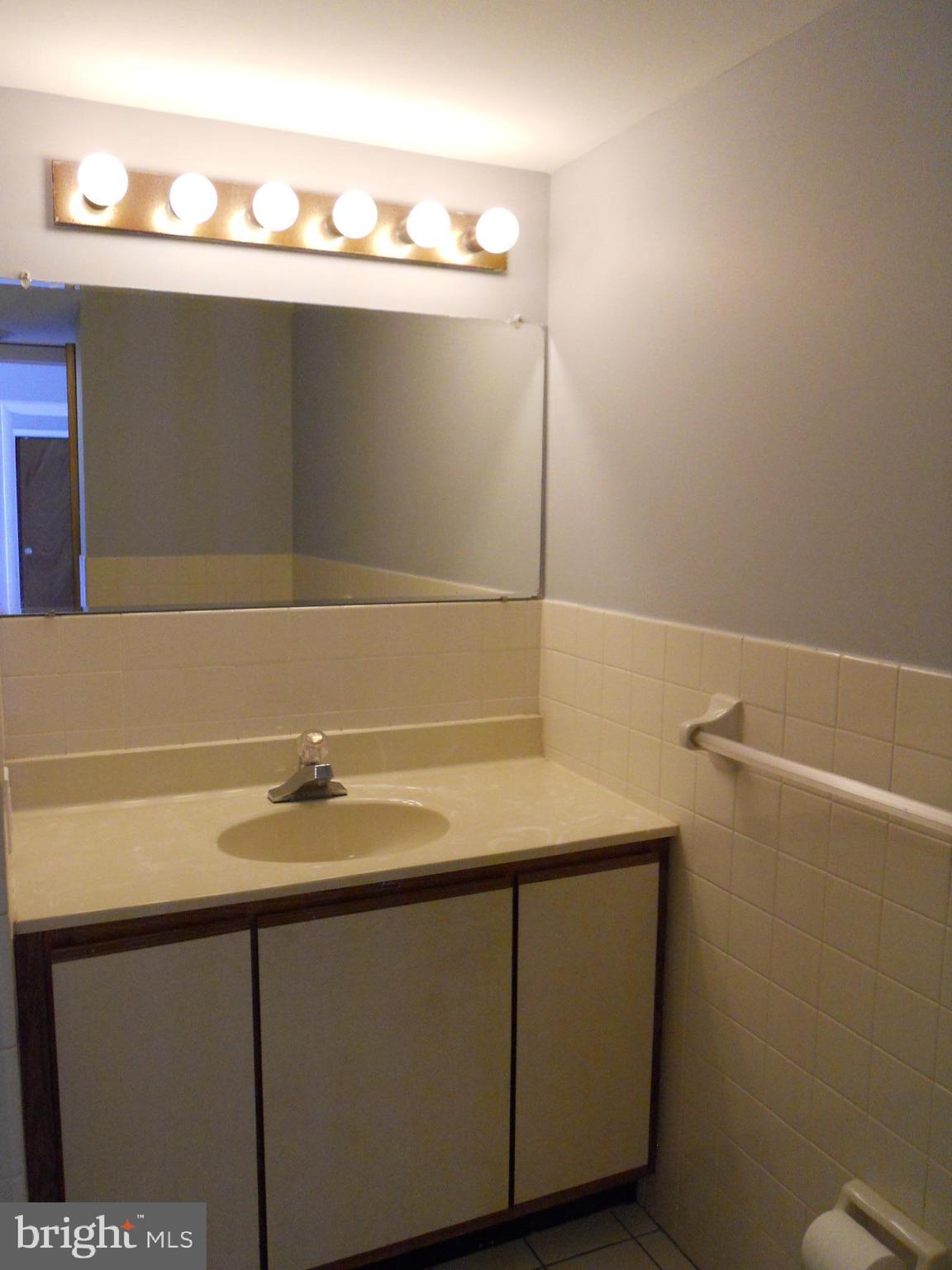 146 North Eagle Road Havertown, PA 19083 - Photo 13 of 14