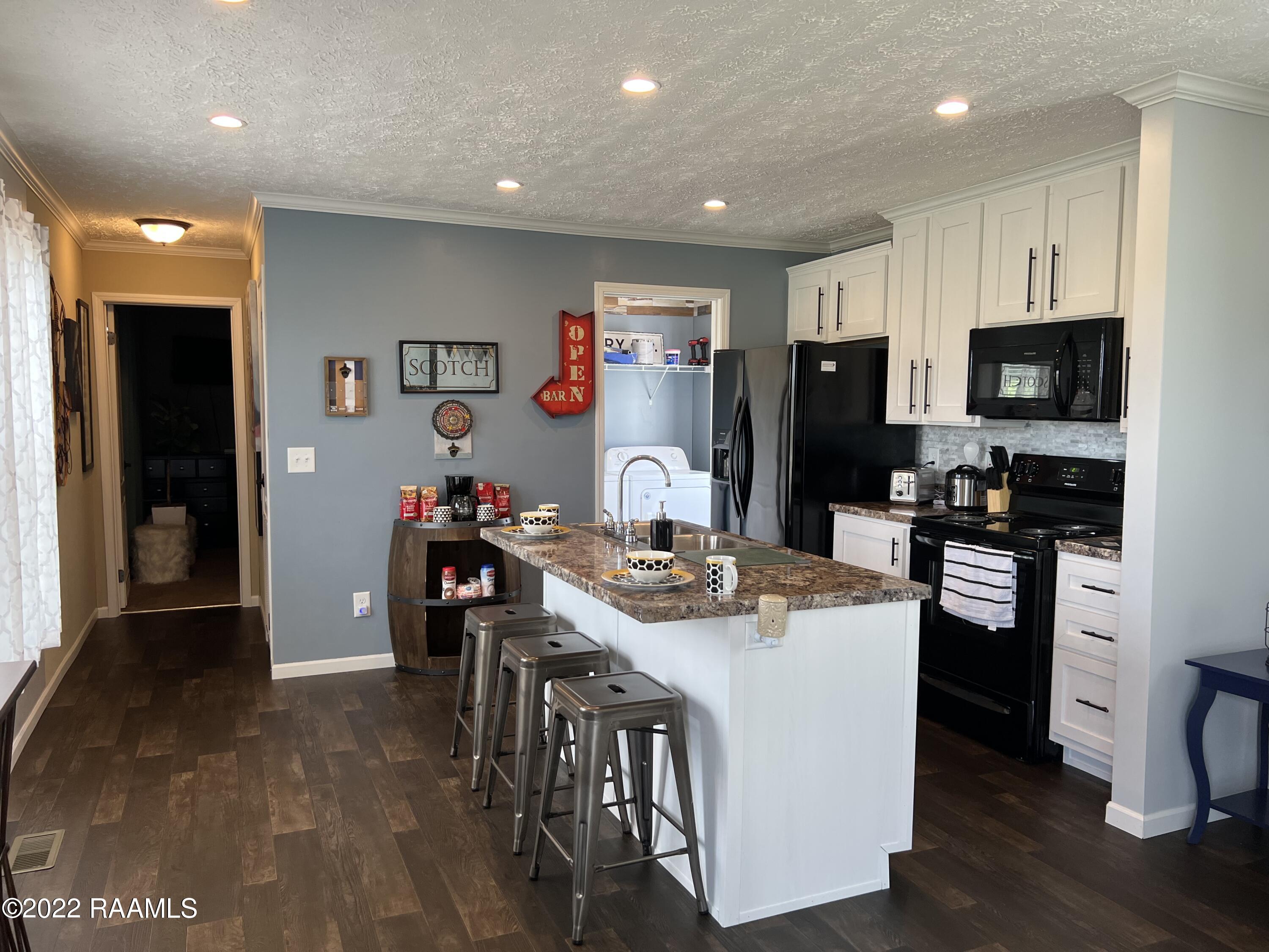 602 Tom Schexnader Road Opelousas, LA 70570 - Photo 3 of 23 IMG_0271