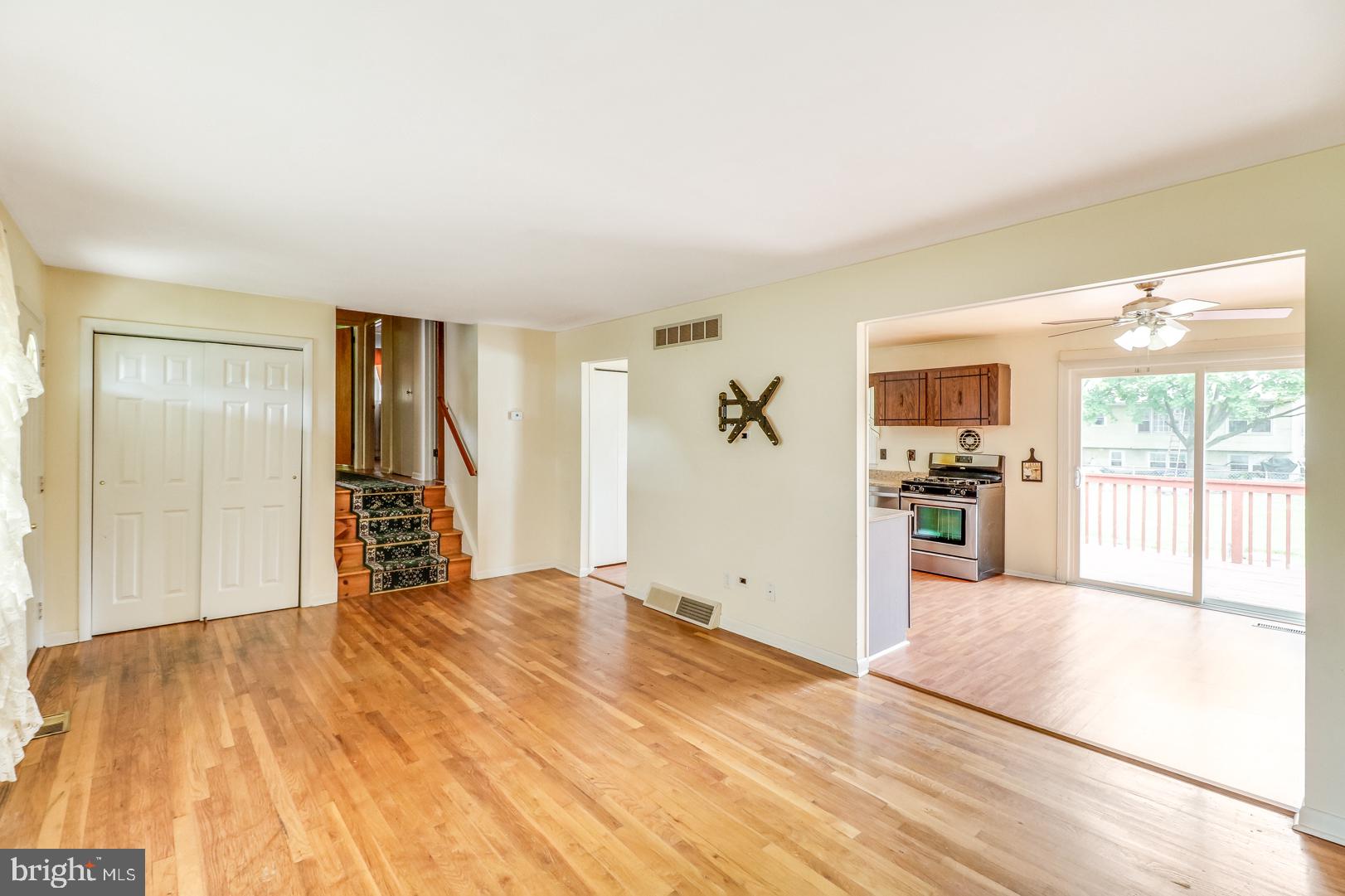 706 Manfield Road Newark, DE 19713 - Photo 4 of 17