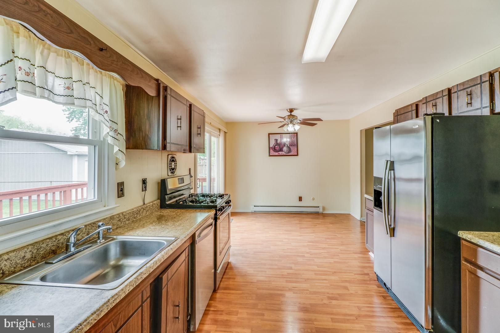 706 Manfield Road Newark, DE 19713 - Photo 6 of 17