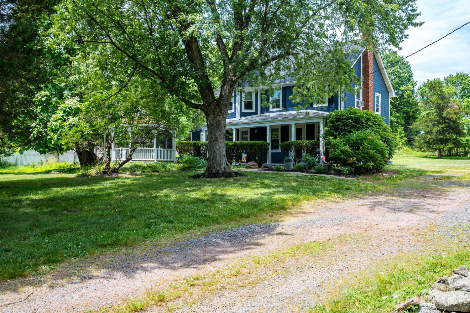 78 Falcon Road Hillsborough, NJ 08844 - Photo 3 of 53