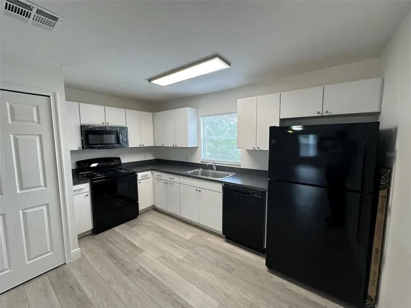 $2,200 | 3717 North 56th Street, Unit B, Tampa, FL 33619