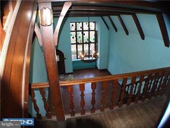247 Richfield Road Upper Darby, PA 19082 - Photo 6 of 10