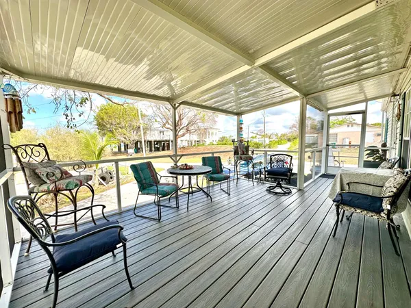$229,900 | 1180 Chokoloskee Drive, Unit 32, Chokoloskee, FL 34138
