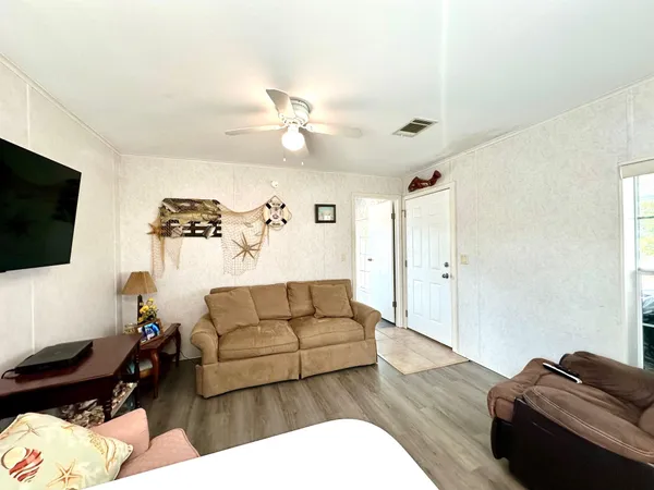 $229,900 | 1180 Chokoloskee Drive, Unit 32, Chokoloskee, FL 34138