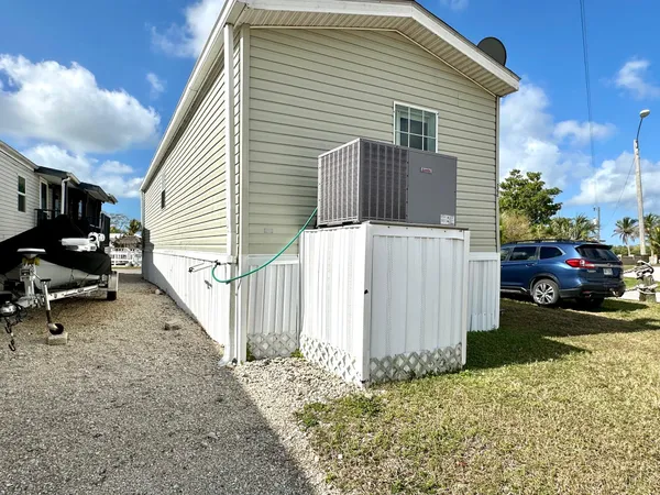 $229,900 | 1180 Chokoloskee Drive, Unit 32, Chokoloskee, FL 34138