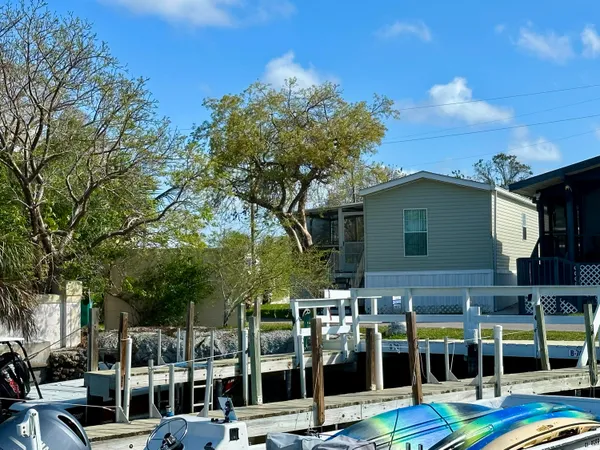 $229,900 | 1180 Chokoloskee Drive, Unit 32, Chokoloskee, FL 34138