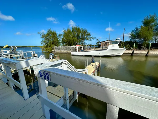 $229,900 | 1180 Chokoloskee Drive, Unit 32, Chokoloskee, FL 34138
