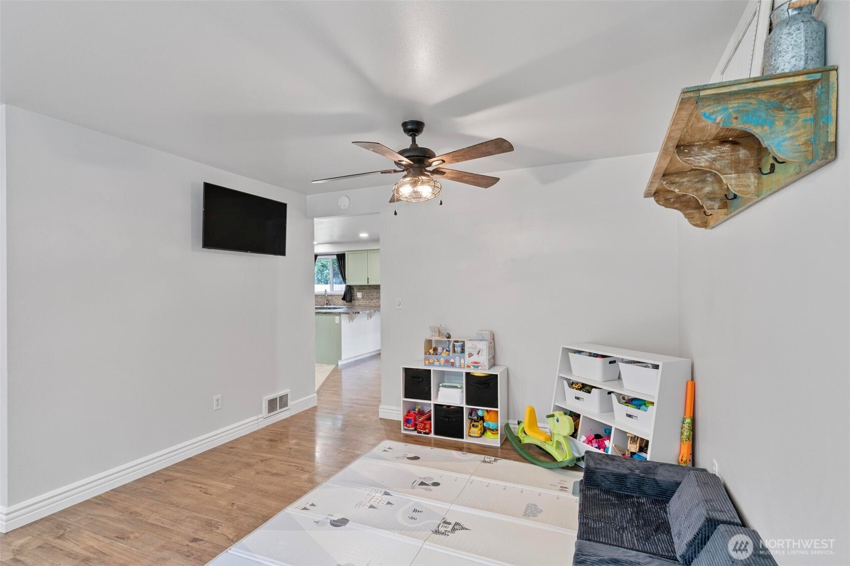 17930 Littlerock Road Southwest Rochester, WA 98579 - Photo 7 of 35 Gallery Image 7