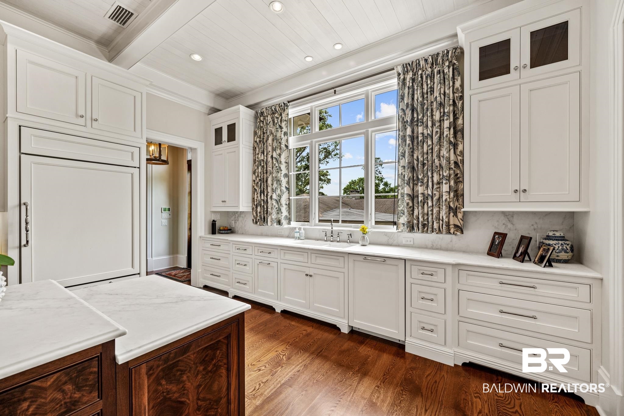8 Kingsway Mobile, AL 36608 - Photo 15 of 48