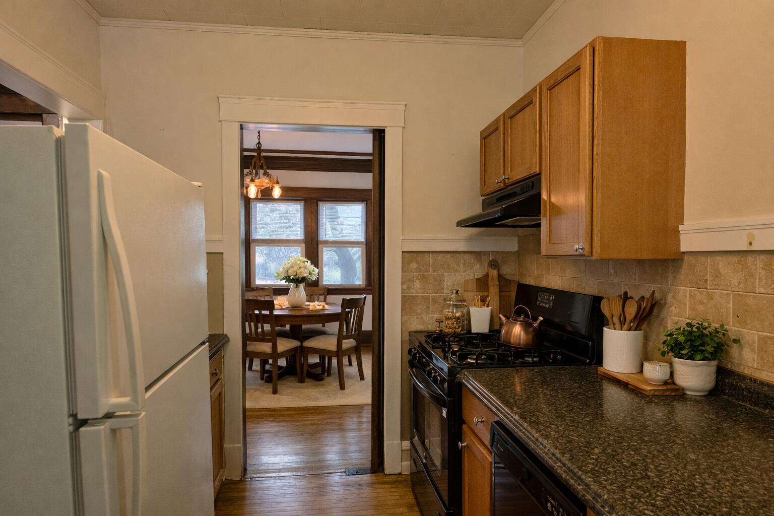 520 State Street, Unit C St. Joseph, MI 49085 - Photo 14 of 20 Kitchen