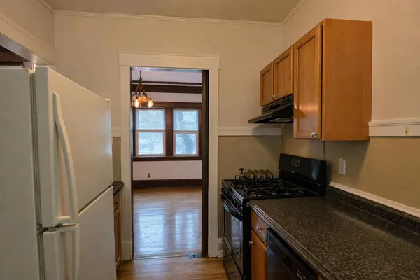 $1,600 | 520 State Street, Unit C, St. Joseph, MI 49085