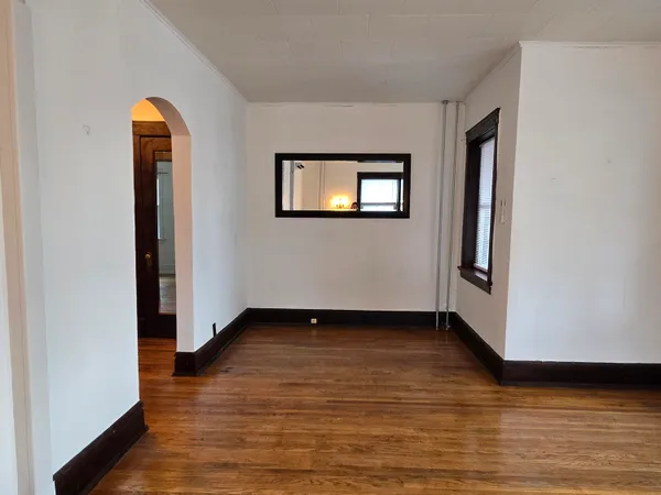 $1,600 | 520 State Street, Unit C, St. Joseph, MI 49085