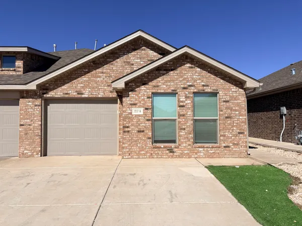 $1,325 | 2117 North Jayton Avenue, Unit B, Lubbock, TX 79403