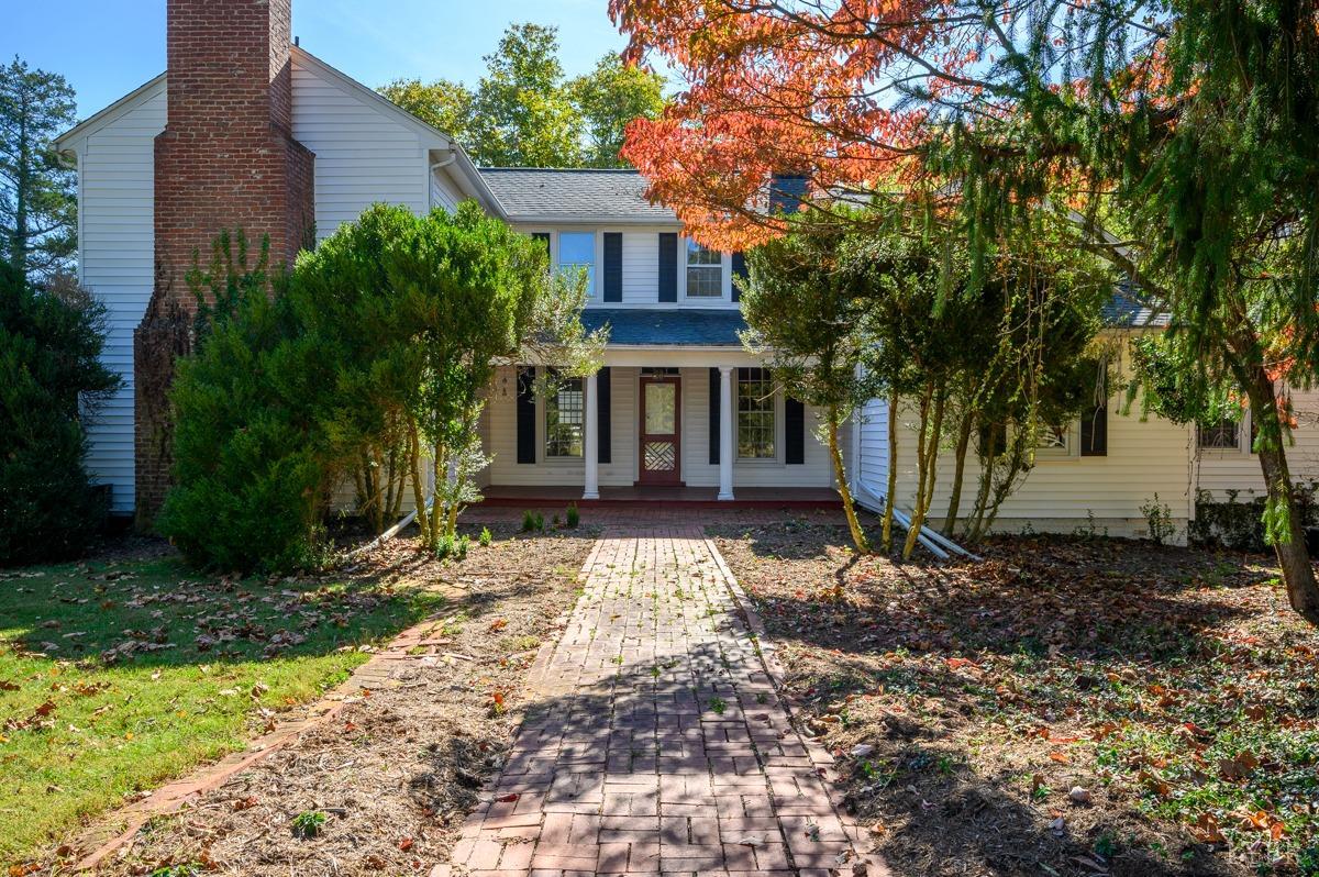 2812 Link Road Lynchburg, VA 24503 - Photo 6 of 65 a house that has a tree in front of the house