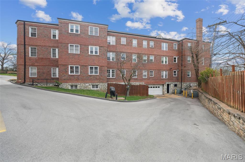 921 South Hanley Road, Unit F Clayton, MO 63105 - Photo 20 of 20