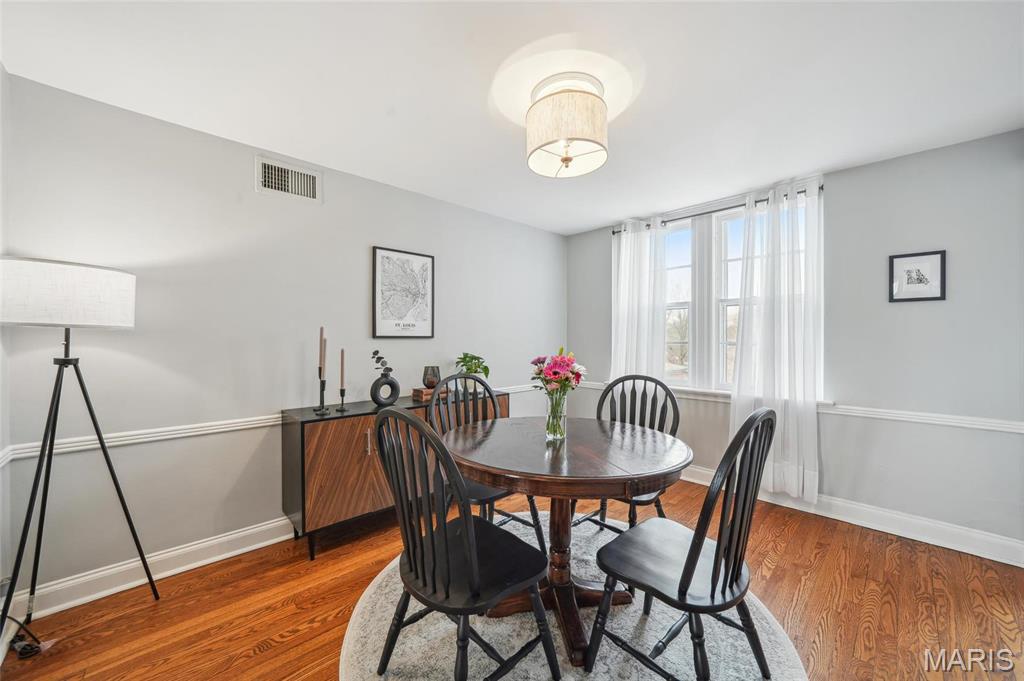 921 South Hanley Road, Unit F Clayton, MO 63105 - Photo 8 of 20