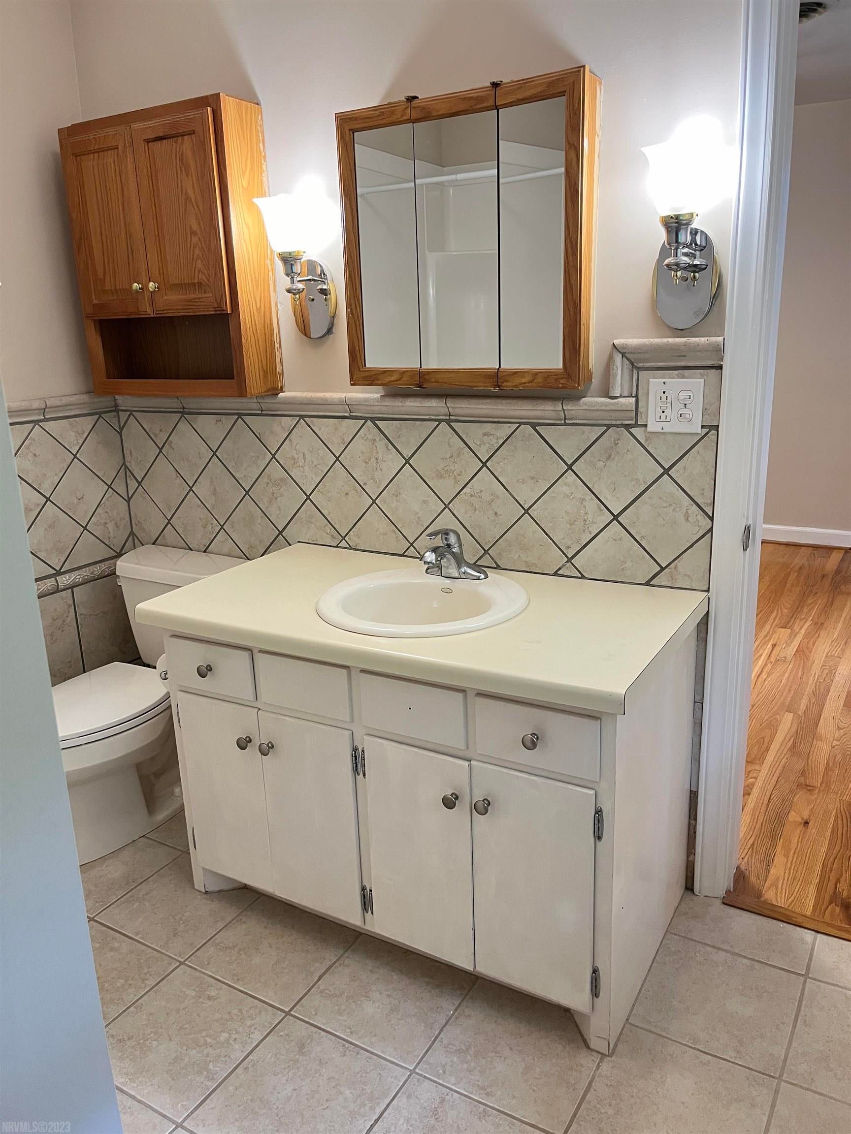 2004 Shadow Lake Road Blacksburg, VA 24060 - Photo 12 of 38 Gallery Image 12