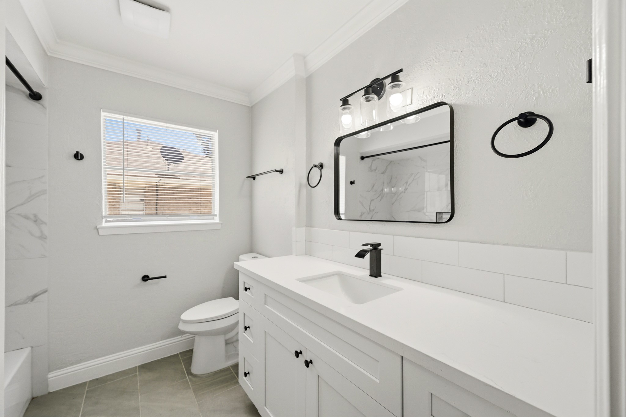 1310 Burning Tree Road Houston, TX 77339 - Photo 20 of 32