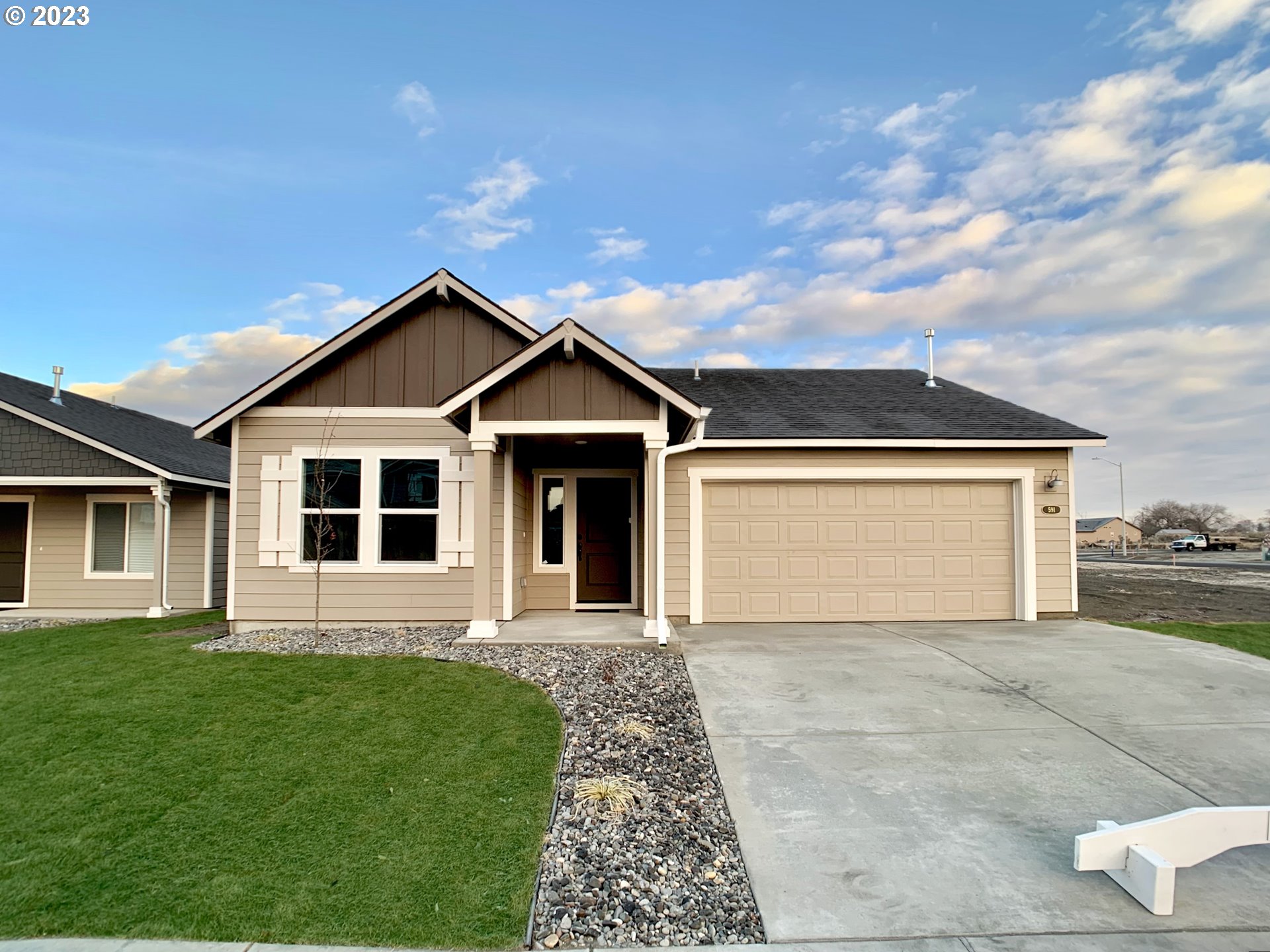591 East Rosa Avenue Hermiston, OR 97838 - Photo 1 of 30 Gallery Image 1