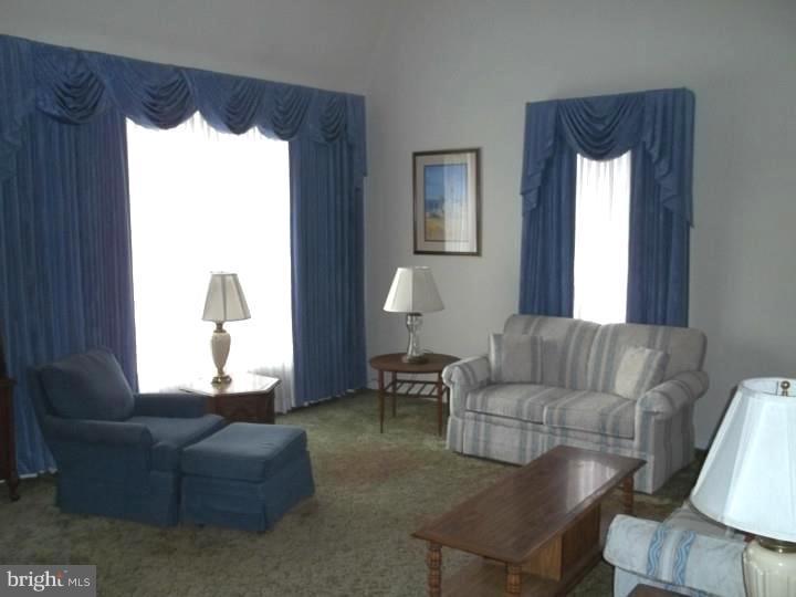 415 W Road Ridley Park, PA 19078 - Photo 5 of 15 Living Room