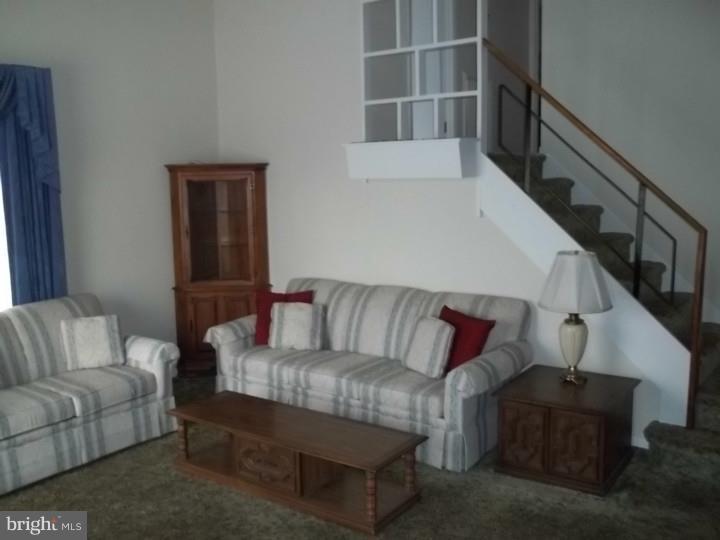 415 W Road Ridley Park, PA 19078 - Photo 6 of 15 Living Room