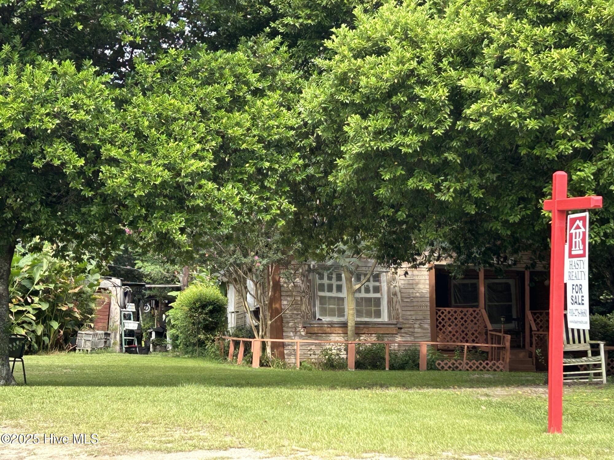 13241 Highland Road Laurinburg, NC 28352 - Photo 3 of 17 Front View of House