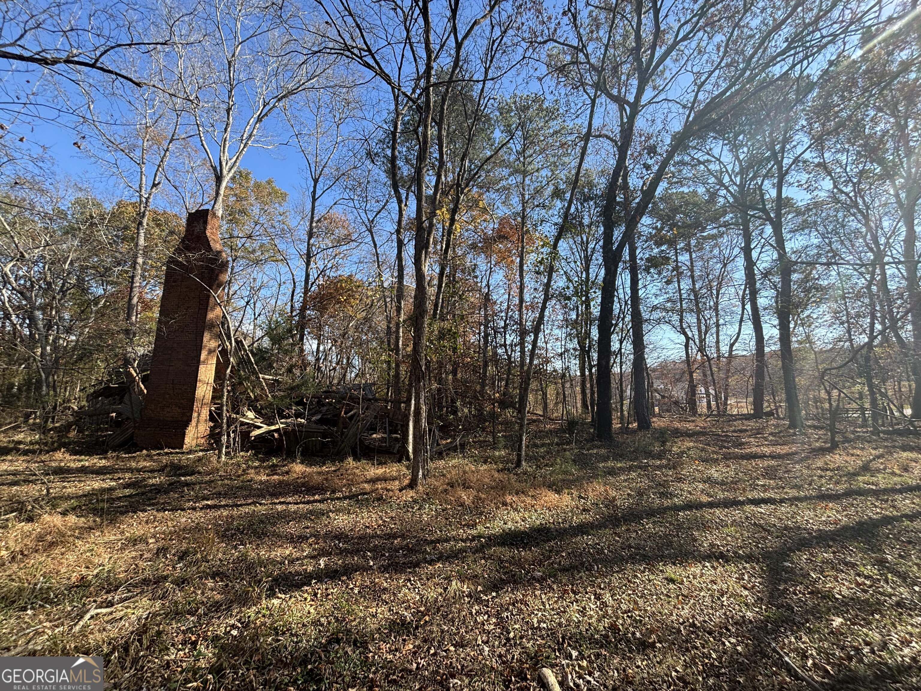 0 Oconee Road Buckhead, GA 30625 - Photo 8 of 17 a backyard of a house with lots of green space