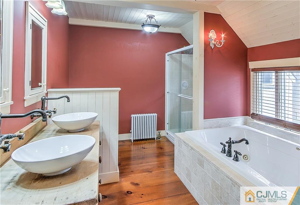40 Fresh Ponds Road East Brunswick, NJ 08816 - Photo 12 of 25 Gallery Image 12