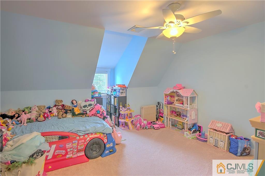 40 Fresh Ponds Road East Brunswick, NJ 08816 - Photo 15 of 25 Gallery Image 15
