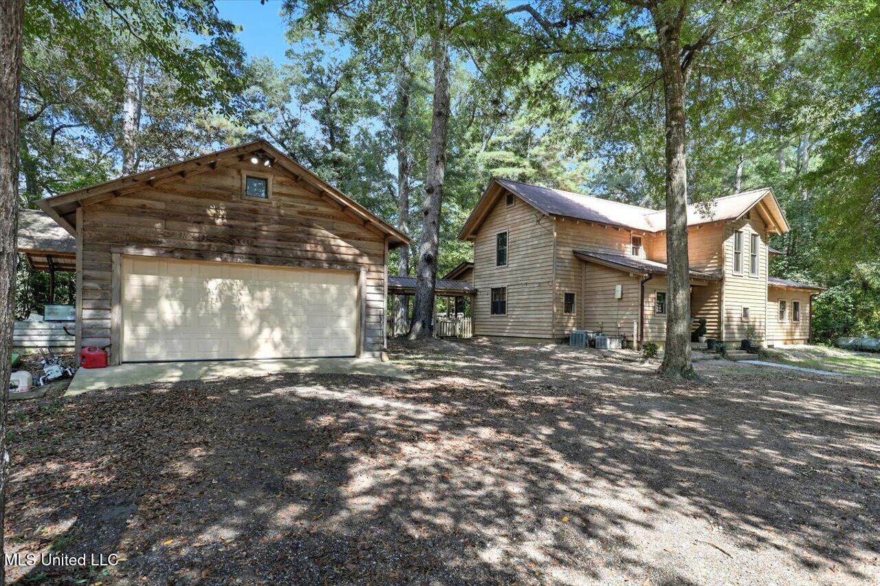 378 Robert Bush Road Pinola, MS 39149 - Photo 5 of 77 07-378 Robert Bush Rd _ Home Tours MS