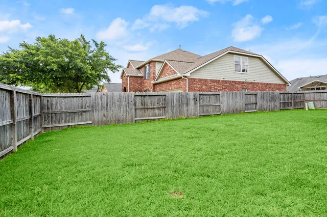 $3,300 | 19830 Broadhead Manor Drive, Spring, TX 77379