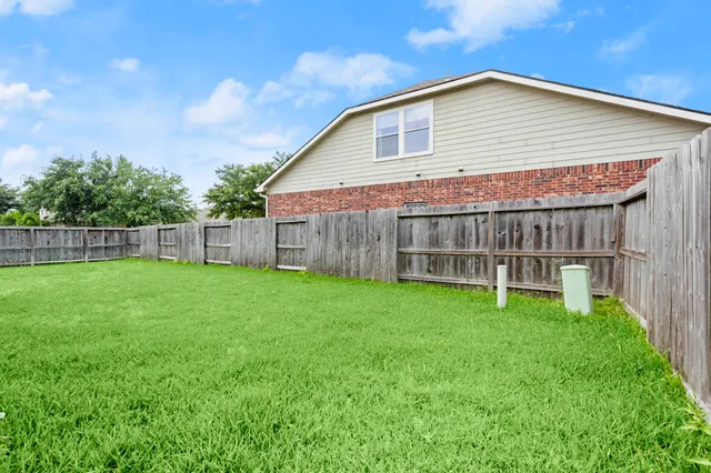 $3,300 | 19830 Broadhead Manor Drive, Spring, TX 77379
