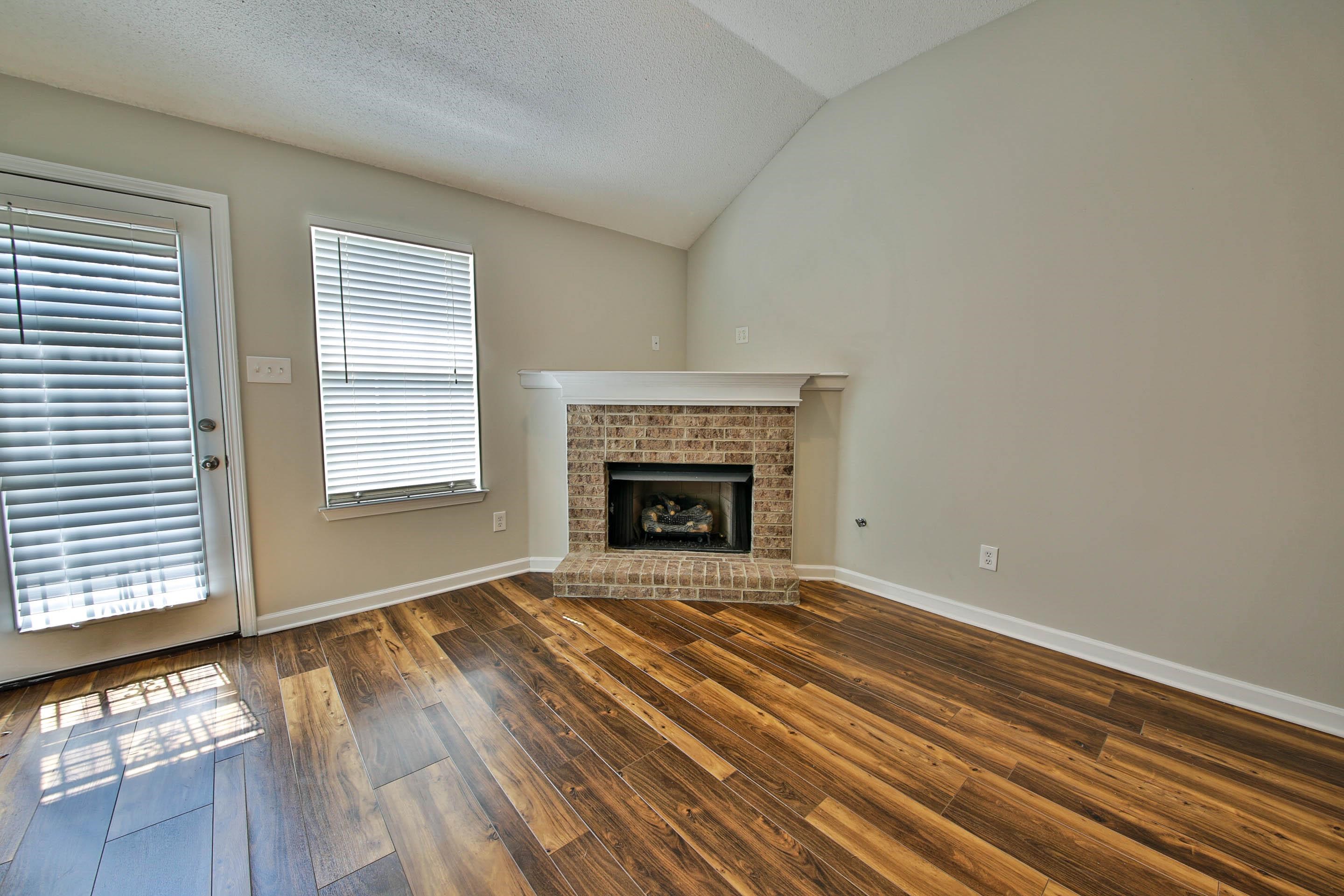 7029 South Beringer Drive Cordova, TN 38018 - Photo 2 of 9