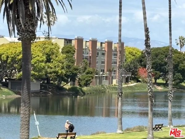 $3,100 | 6655 Esplanade, Playa del Rey, CA 90293