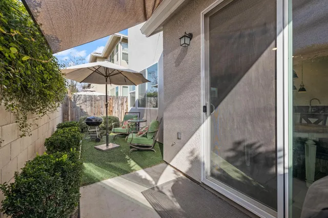 $433,000 | 712 North Bliss Lane, Clovis, CA 93611