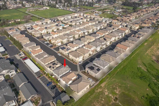 $433,000 | 712 North Bliss Lane, Clovis, CA 93611