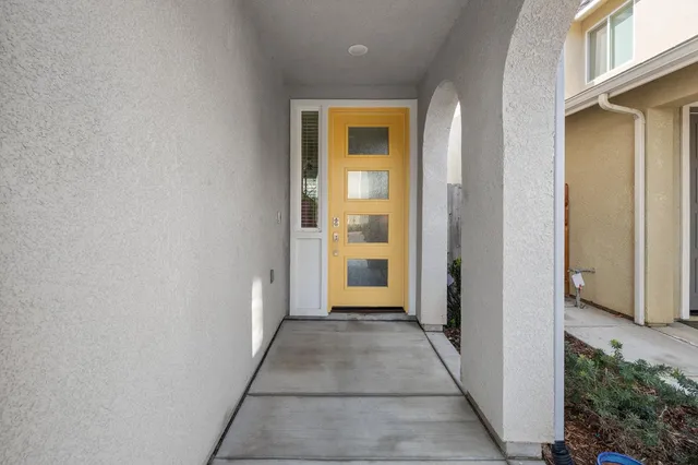 $433,000 | 712 North Bliss Lane, Clovis, CA 93611