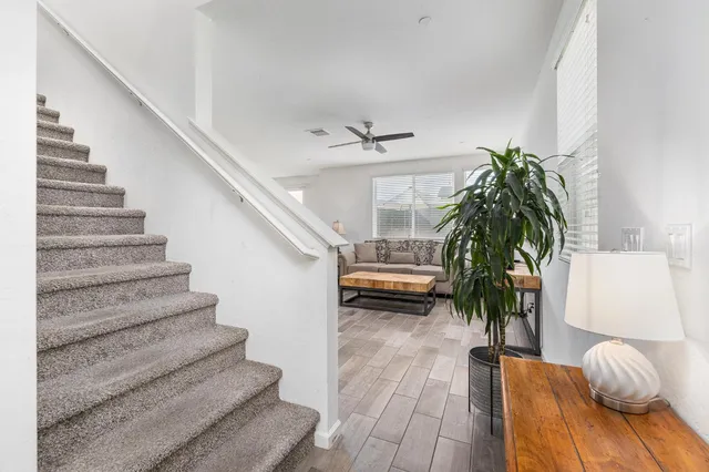 $433,000 | 712 North Bliss Lane, Clovis, CA 93611