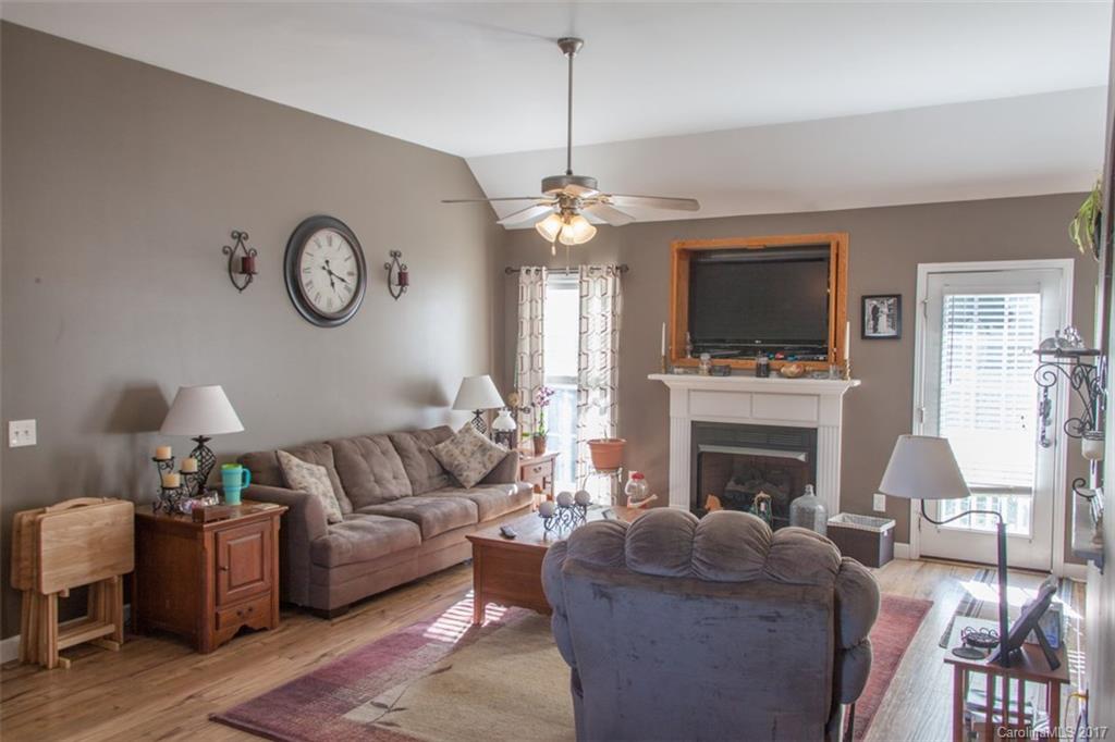 297 Eagle Creek Road Clover, SC 29710 - Photo 2 of 15 Gallery Image 2