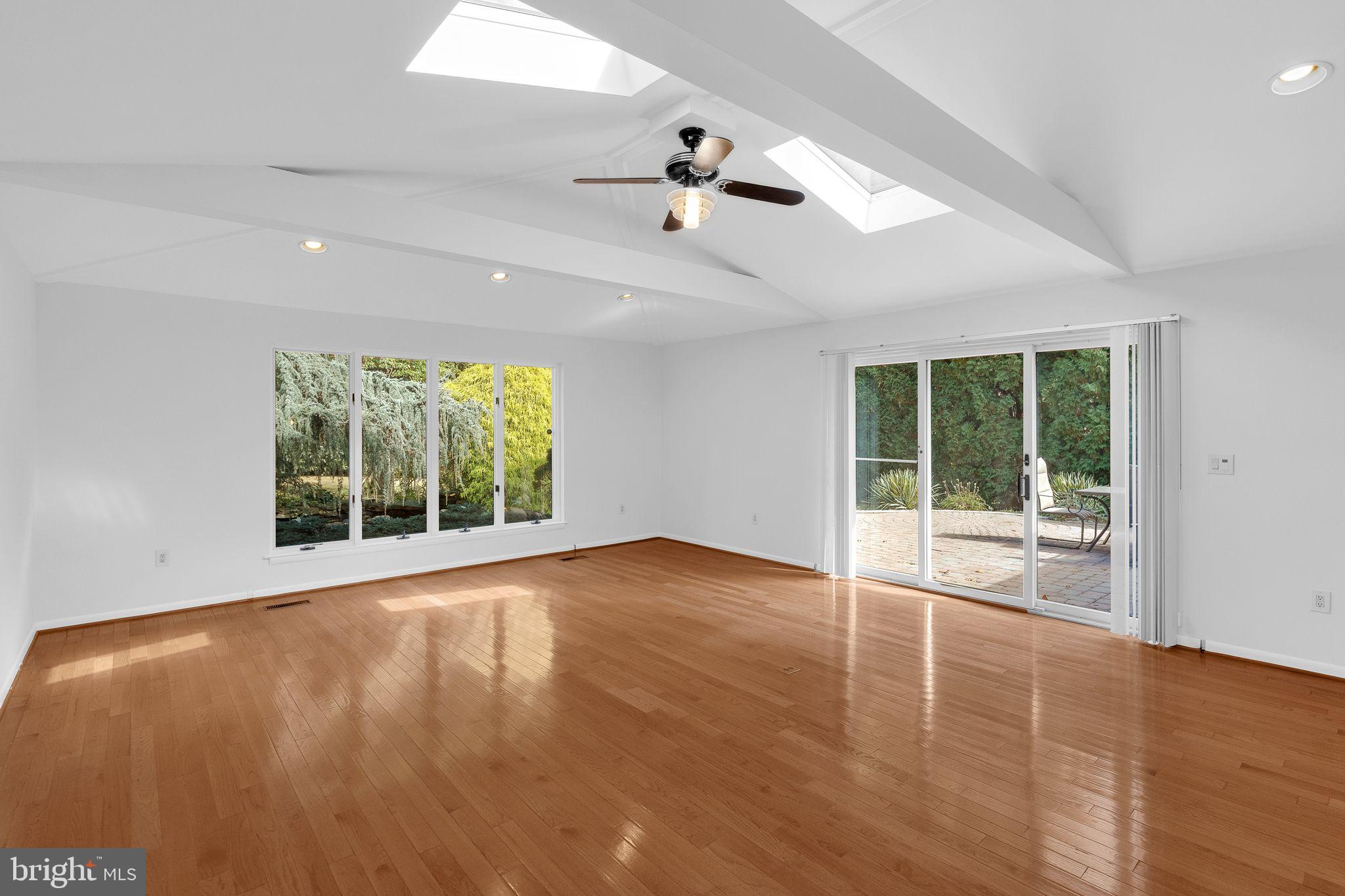 113 Kingston Road Cheltenham, PA 19012 - Photo 1 of 30 Gallery Image 1