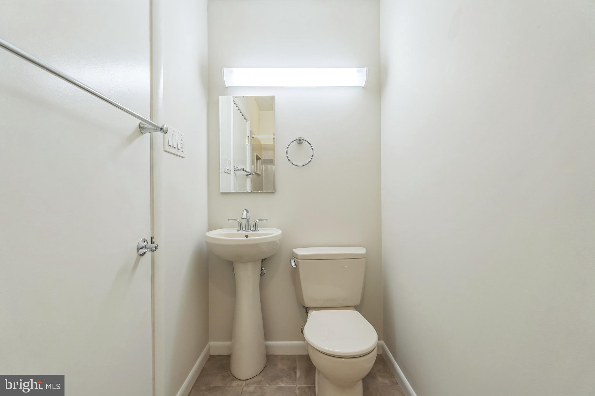 113 Kingston Road Cheltenham, PA 19012 - Photo 23 of 30 Guest Bathroom