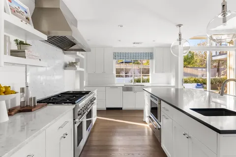 $3,399,000 | 3402 Monte Vista Drive, Austin, TX 78731