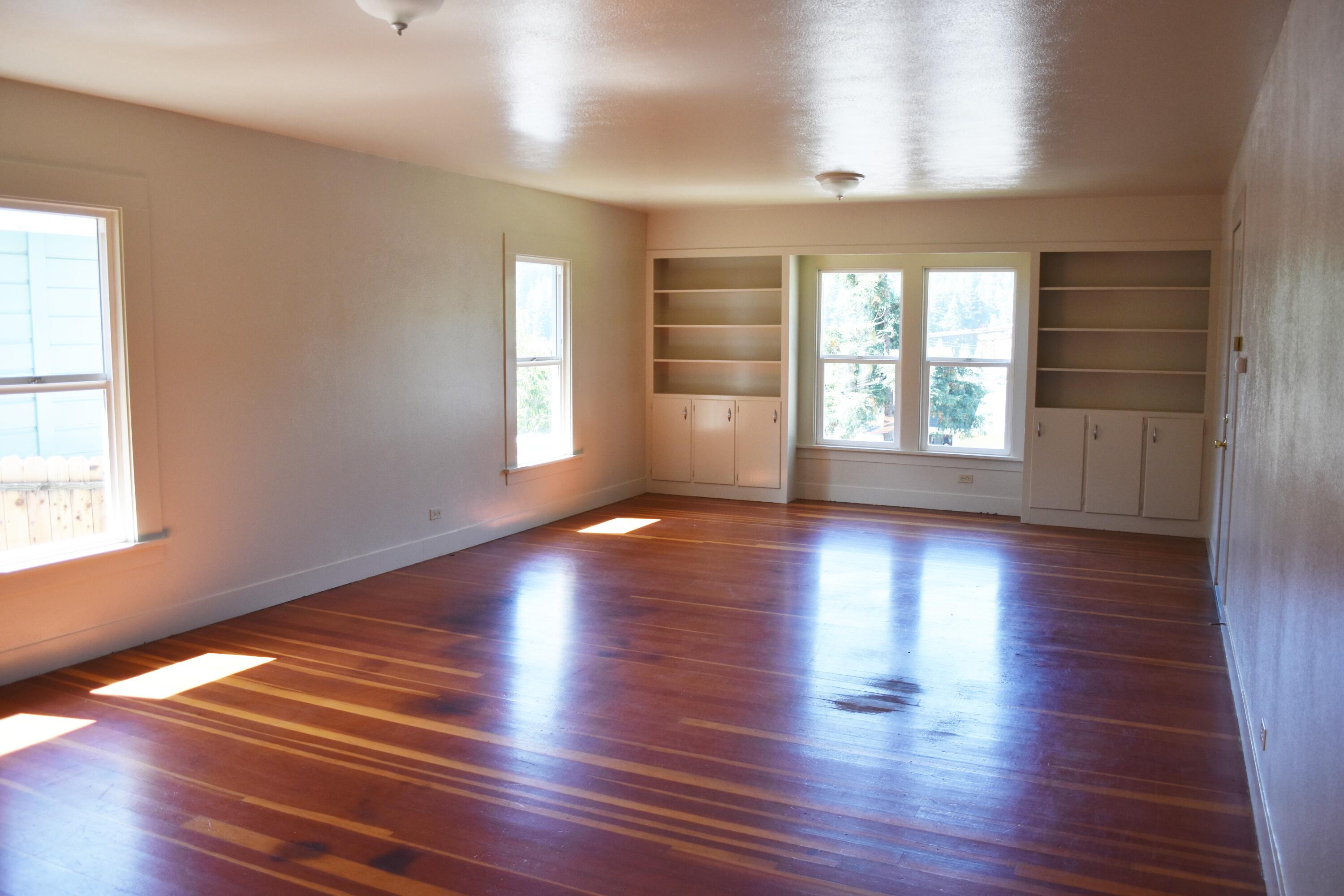 562 B Street Scotia, CA 95565 - Photo 6 of 15