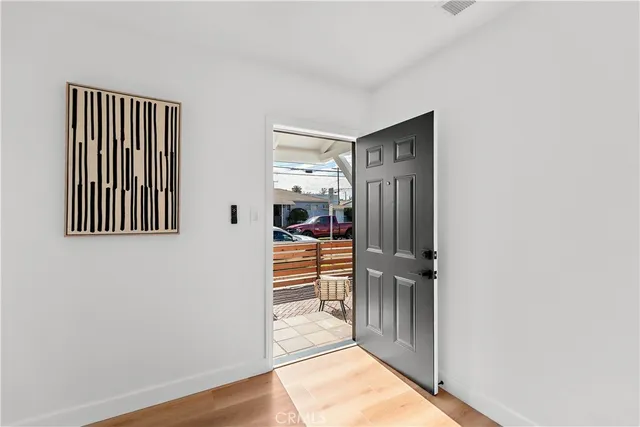 $699,900 | 1639 East Hungerford Street, Long Beach, CA 90805