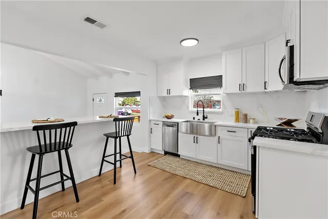 $699,900 | 1639 East Hungerford Street, Long Beach, CA 90805