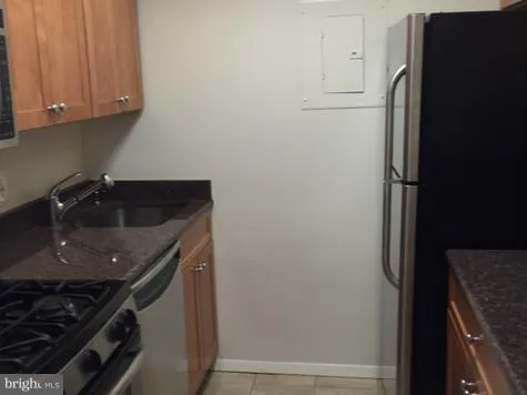 $2,000 | 4801 Fairmont Avenue, Unit 713, Bethesda, MD 20814