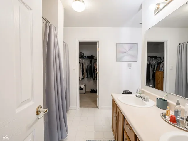 $399,900 | 1844 Creekside Drive, Brownsburg, IN 46112