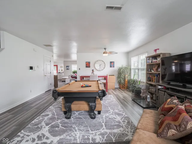 $399,900 | 1844 Creekside Drive, Brownsburg, IN 46112